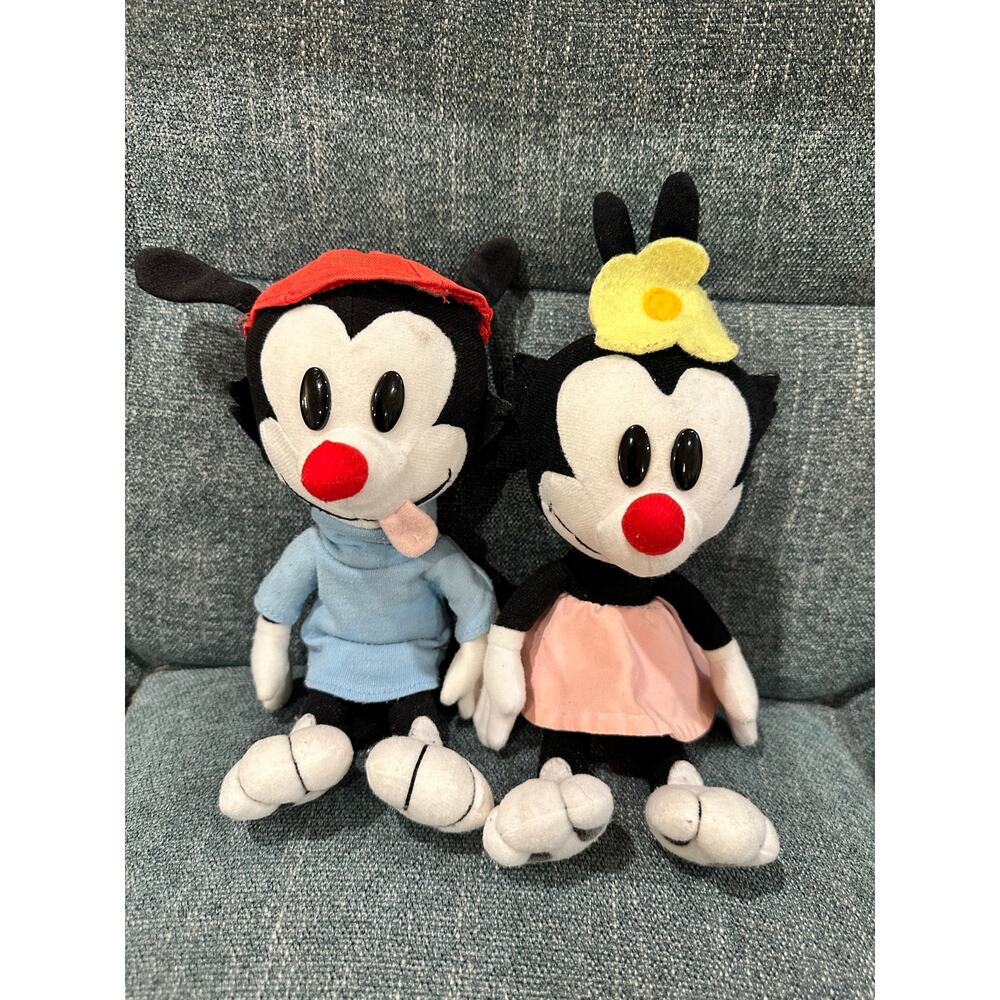 Vintage 90’s Animaniacs Plush Dolls Wakko and Dot